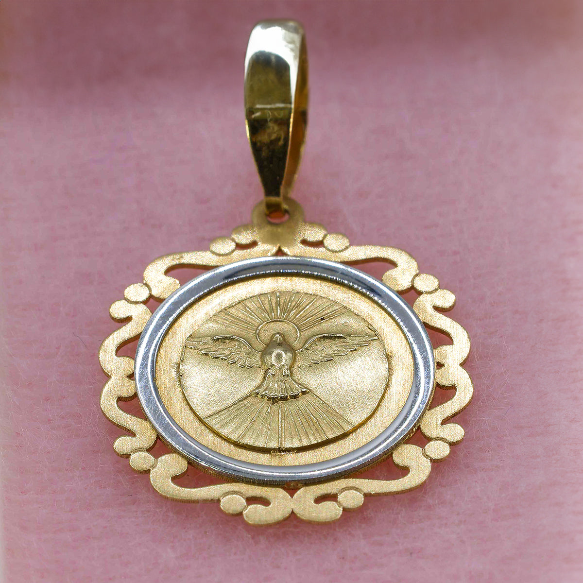 Medalla del espíritu santo 14k