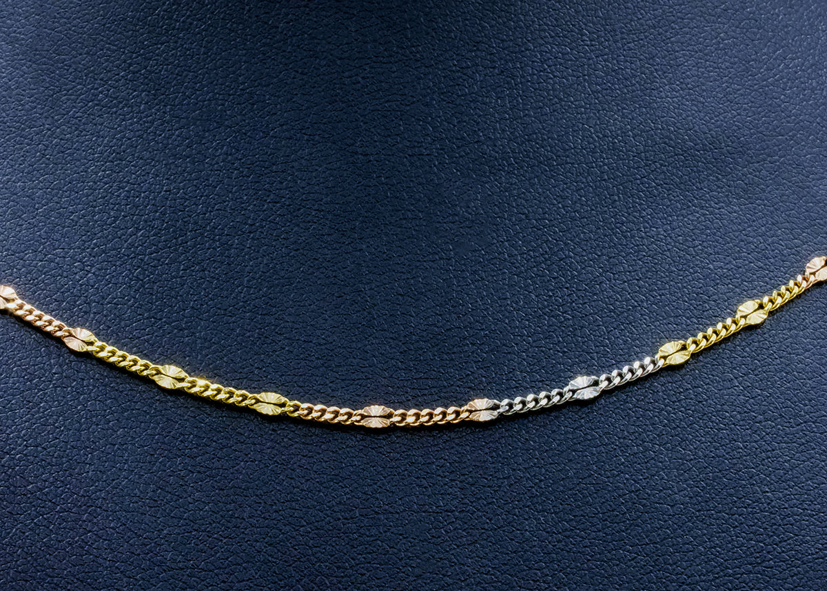 Cadena con plaquitas 3 oros 14k
